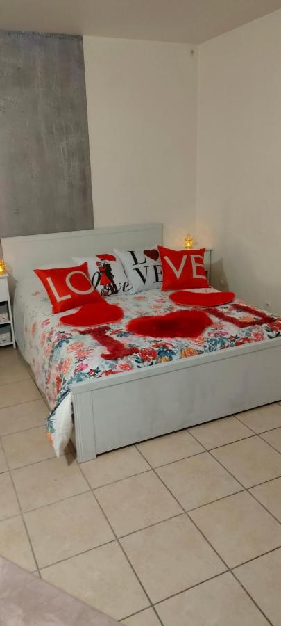 Cosy Private Jacuzzi Spa Apartment In Paris * Paris